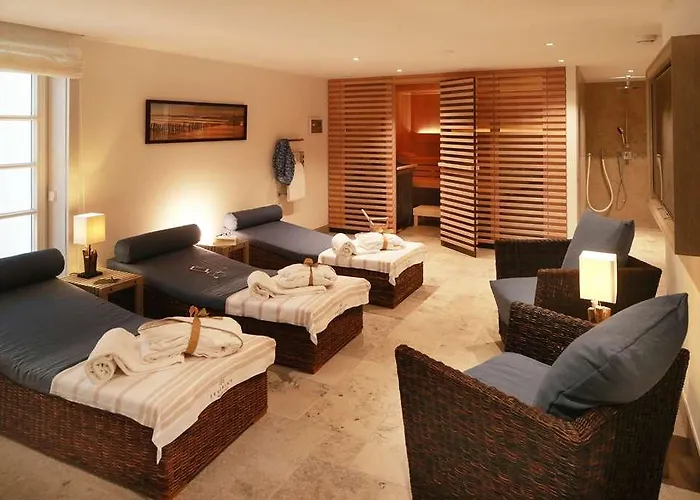 Severin's & Semesteranläggning (resort) 5*