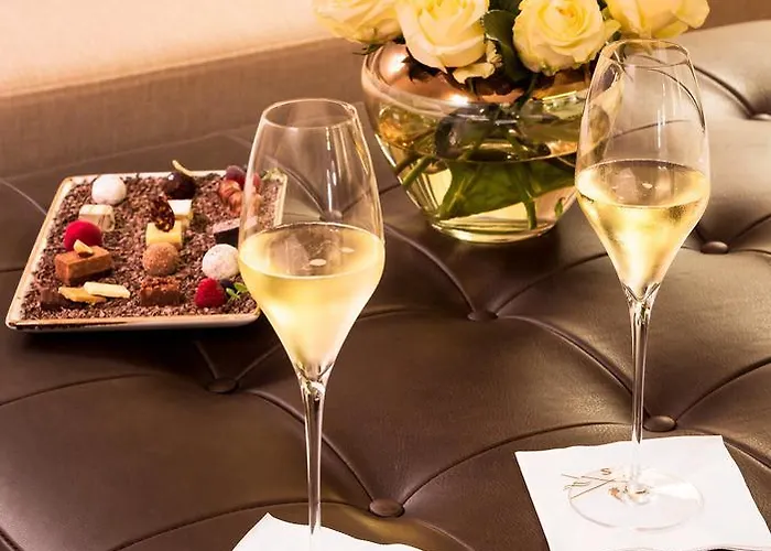 Severin's &